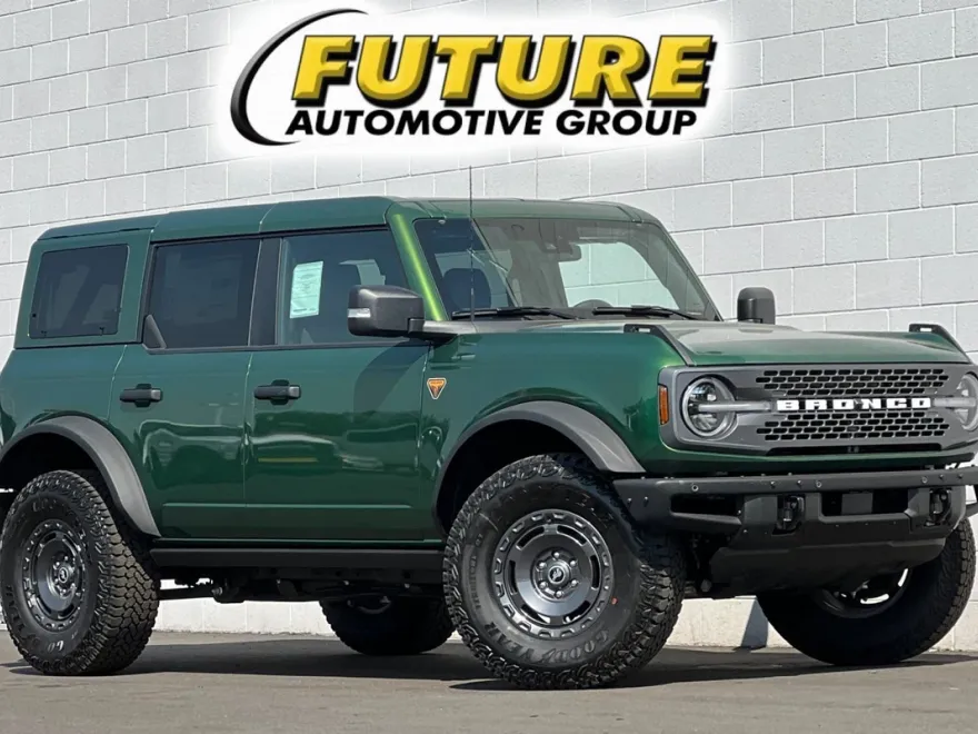 2025 Ford Bronco Badlands photo 1
