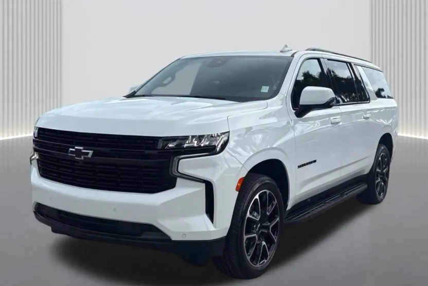 2024 Chevrolet Suburban RST photo 1