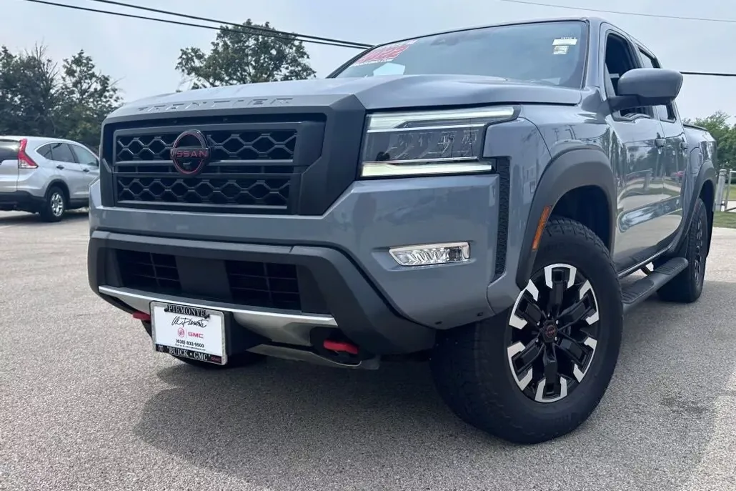2022 Nissan Frontier S PRO-4X photo 1
