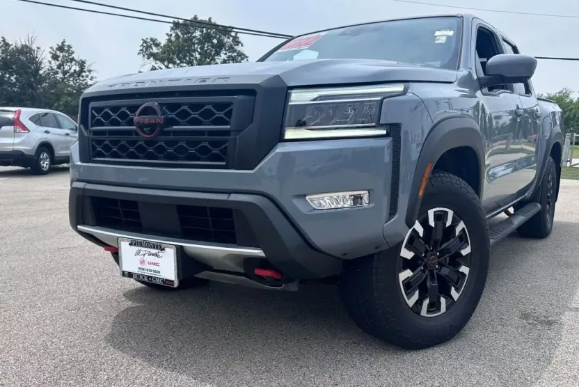 2022 Nissan Frontier S PRO-4X photo 1