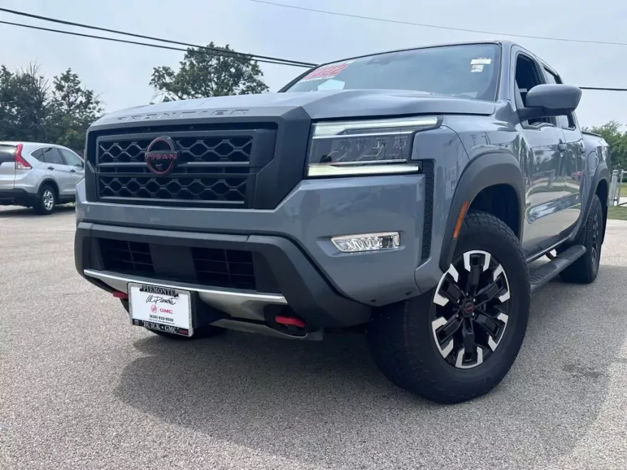 2022 Nissan Frontier S PRO-4X photo 1