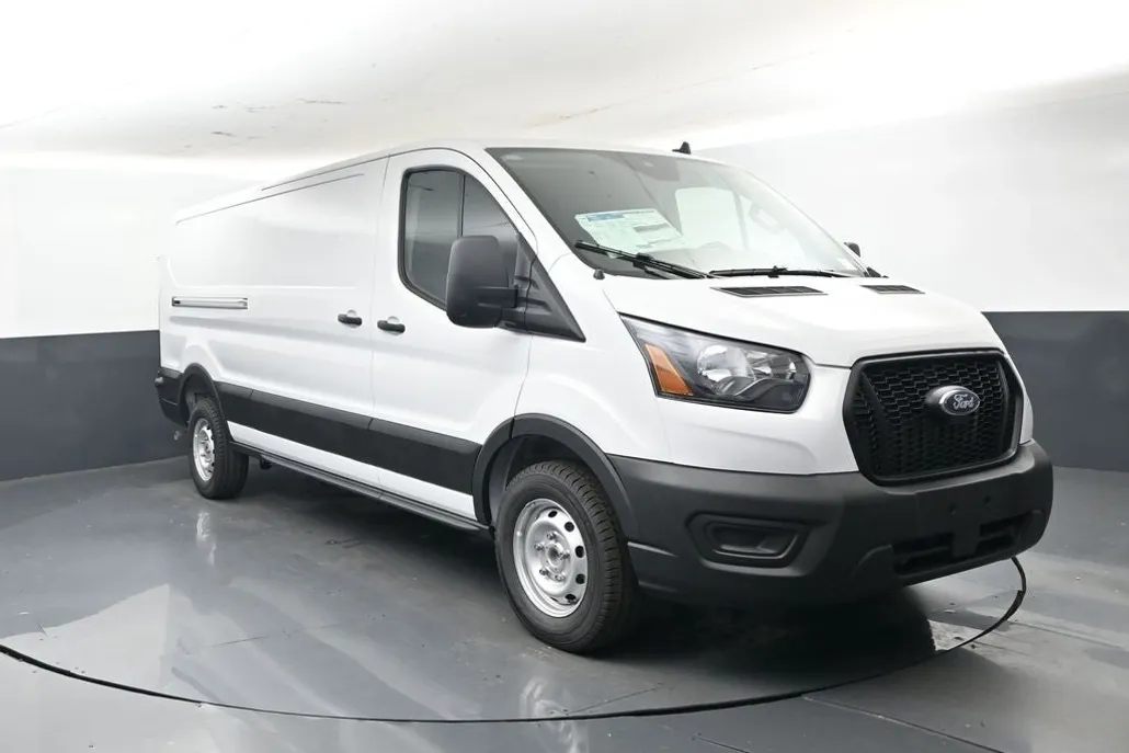 2025 Ford Transit photo 1