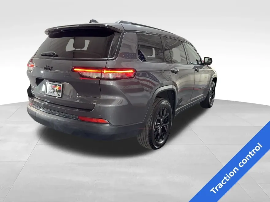 2024 Jeep Grand Cherokee Altitude photo 1