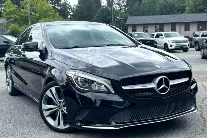 2019 Mercedes Benz CLA 250 photo 1