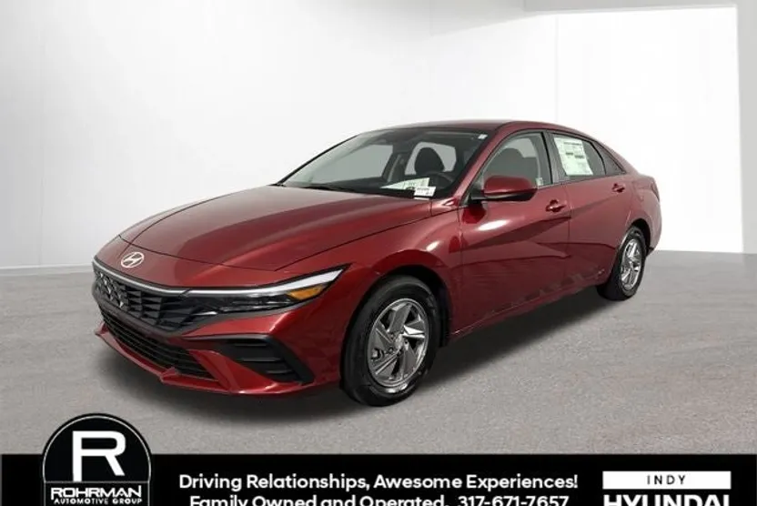 2025 Hyundai Elantra SE photo 1