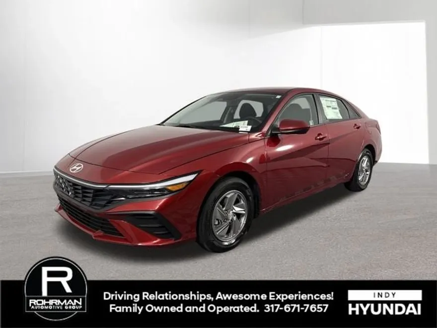 2025 Hyundai Elantra SE photo 1