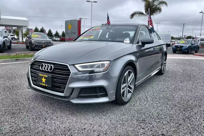 2017 Audi A3 Quattro Prestige photo 1