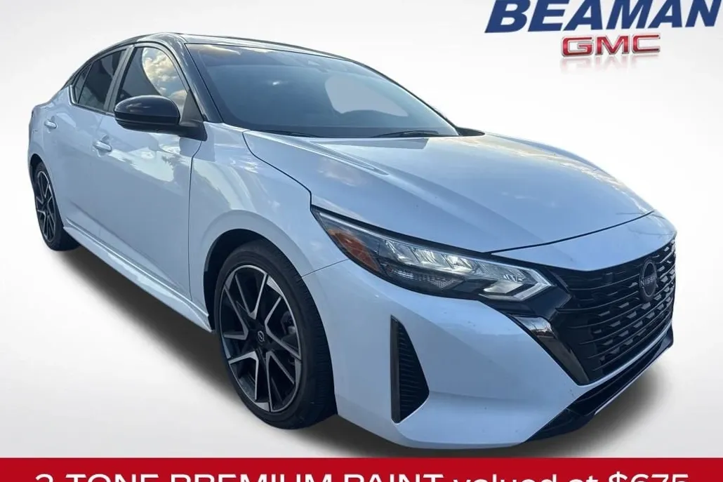 2024 Nissan Sentra SR photo 1