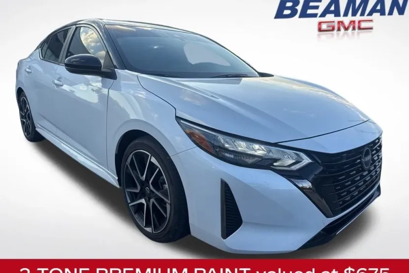 2024 Nissan Sentra SR photo 1