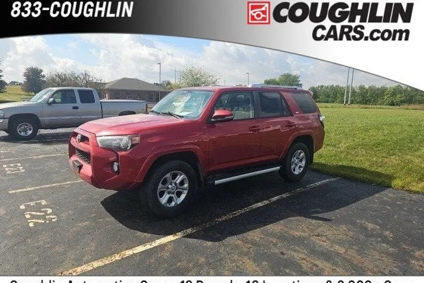 2017 Toyota 4Runner SR5 photo 1