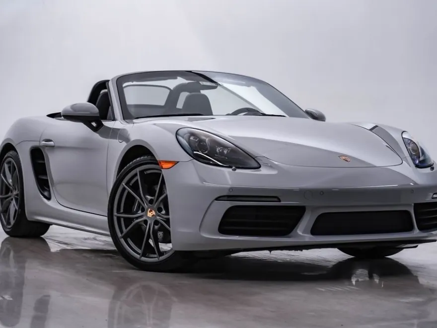 2025 Porsche Boxster photo 1