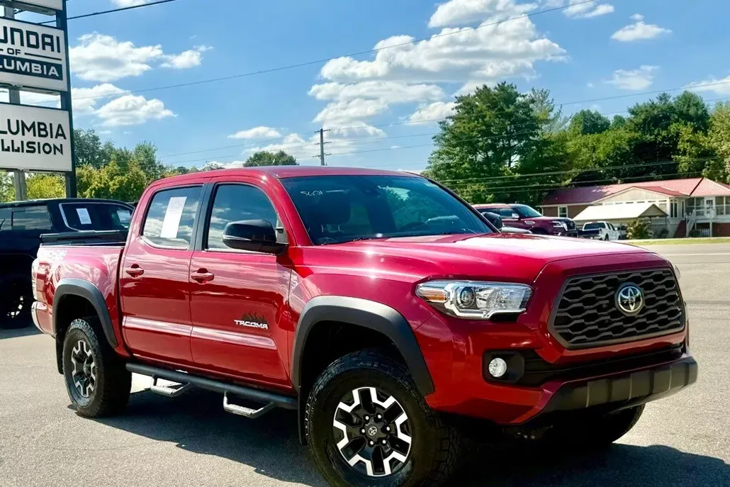 2020 Toyota Tacoma TRD Off-Road photo 1