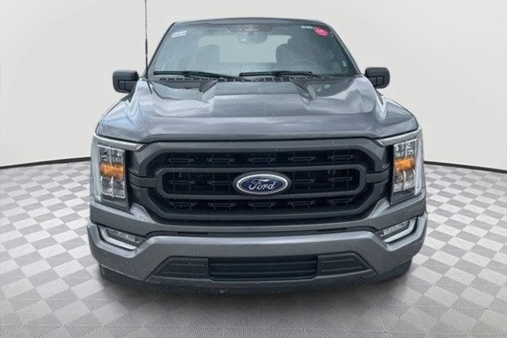 2023 Ford F-150 XL photo 1