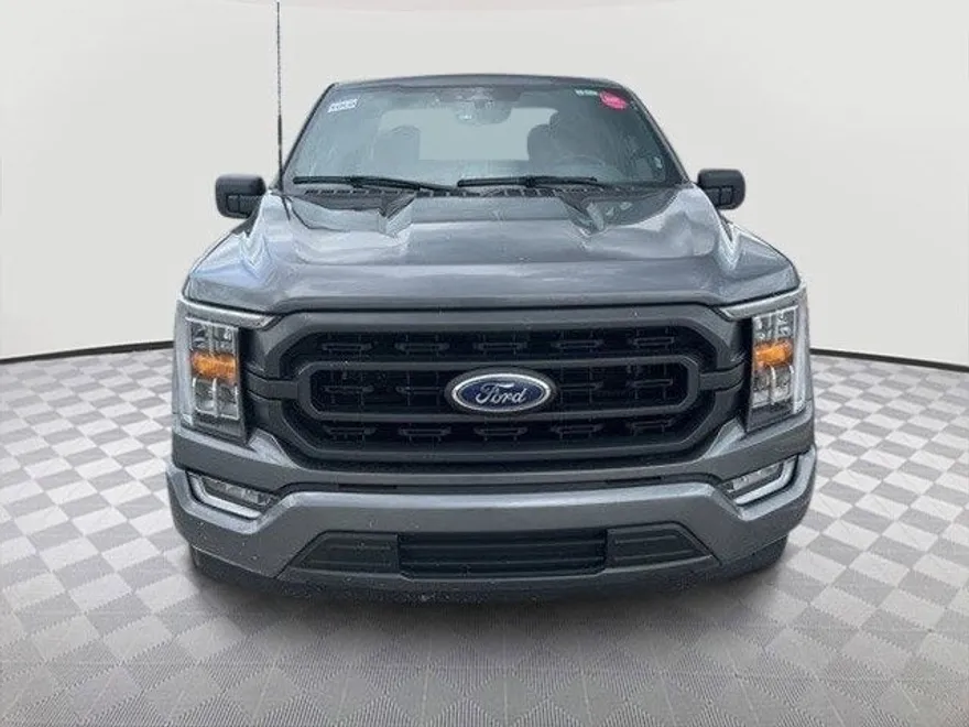 2023 Ford F-150 XL photo 1