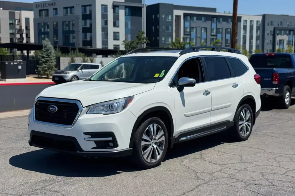 2020 Subaru Ascent Touring photo 1