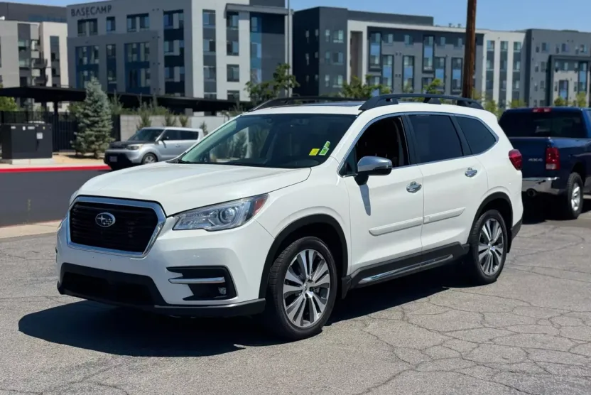 2020 Subaru Ascent Touring photo 1