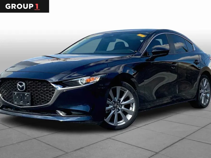 2022 Mazda Mazda3 Preferred photo 1
