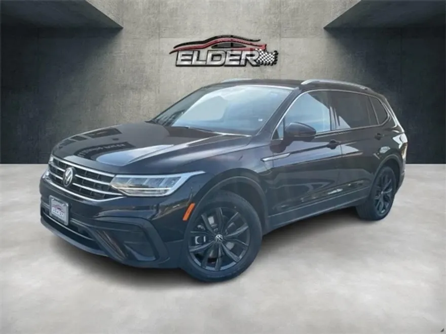 2024 Volkswagen Tiguan SE Wolfsburg Edition photo 1