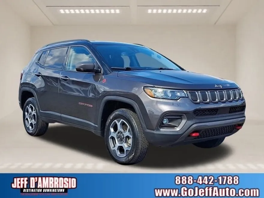 2022 Jeep Compass Trailhawk photo 1