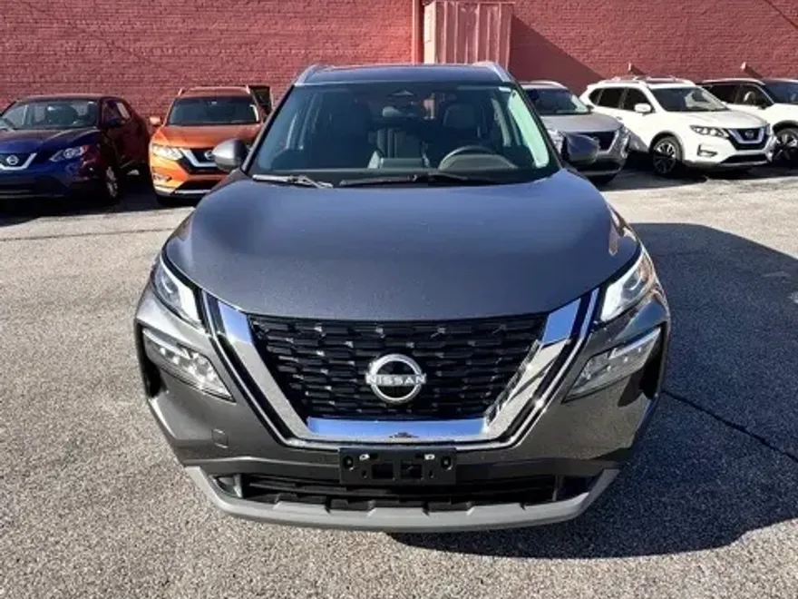 2023 Nissan Rogue SV photo 1