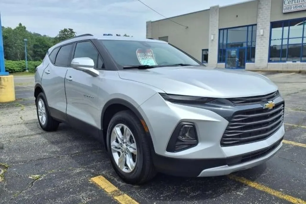 2019 Chevrolet Blazer Base photo 1