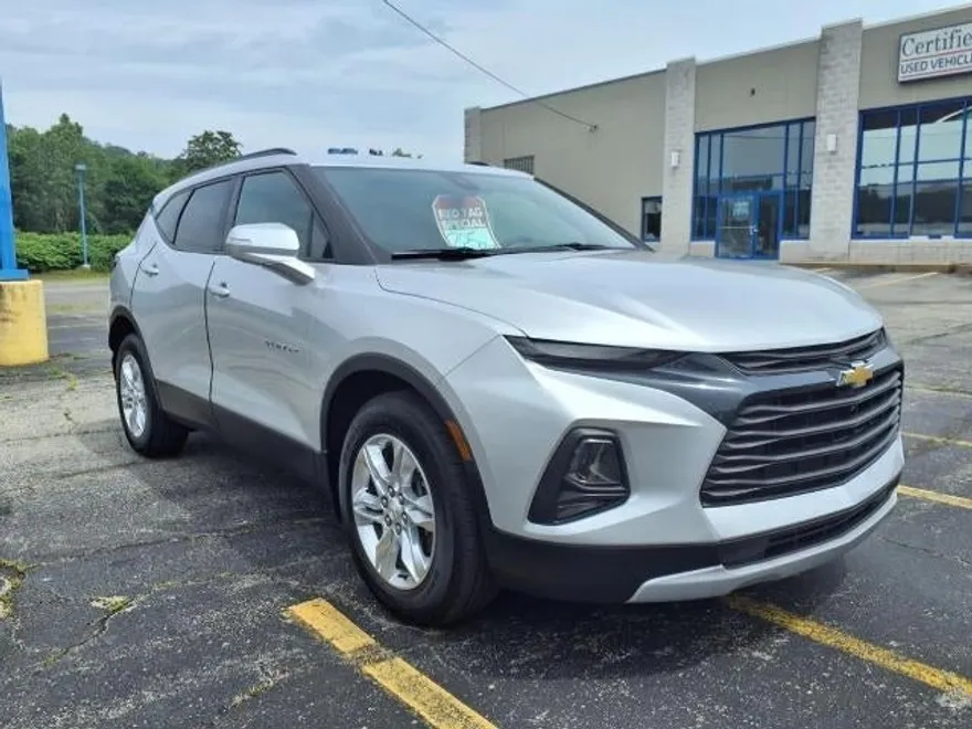 2019 Chevrolet Blazer Base photo 1