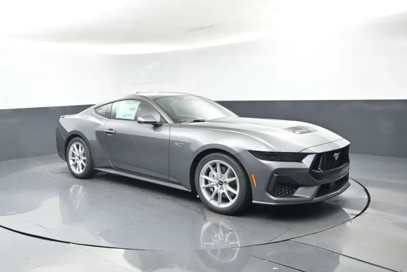 2025 Ford Mustang GT Premium photo 1