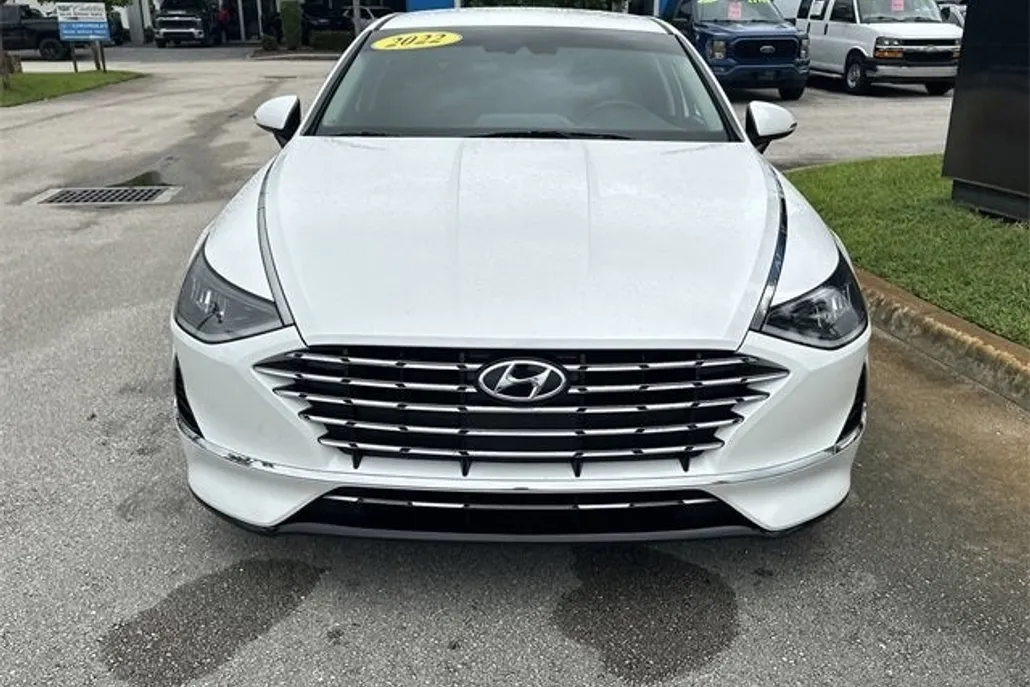 2022 Hyundai Sonata Hybrid SEL photo 1