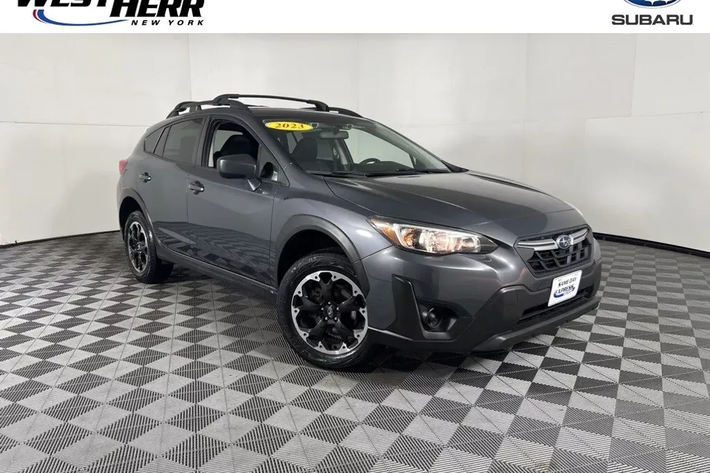 2023 Subaru Crosstrek Base photo 1