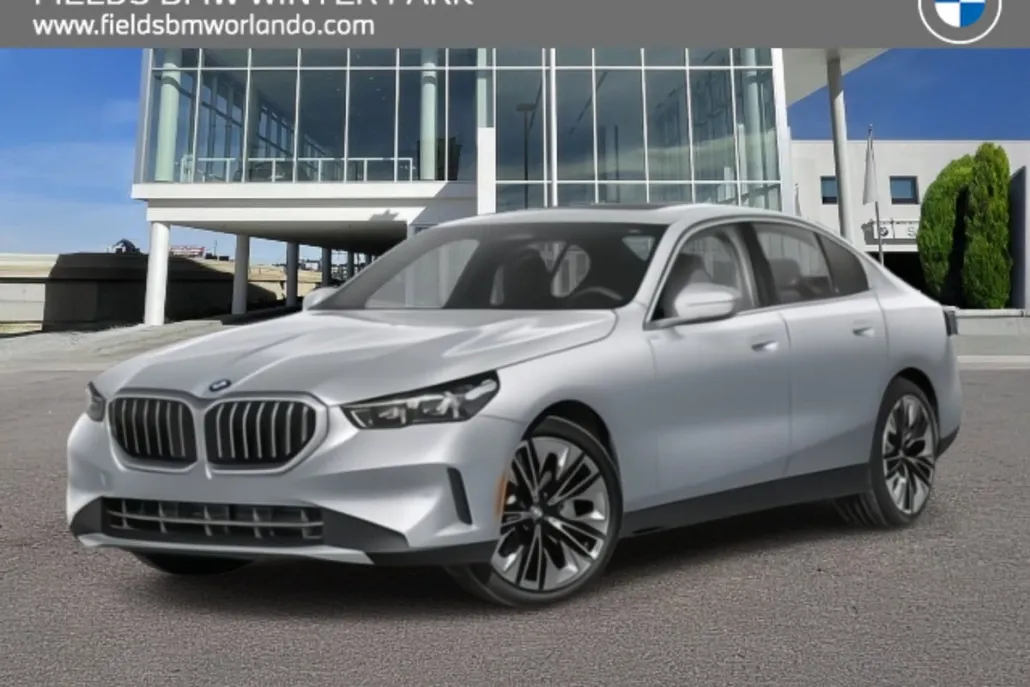 2026 Bmw 530i Sedan photo 1