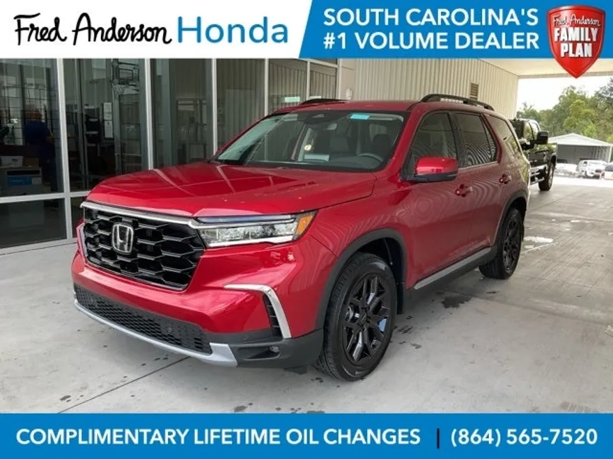 2025 Honda Pilot Touring photo 1