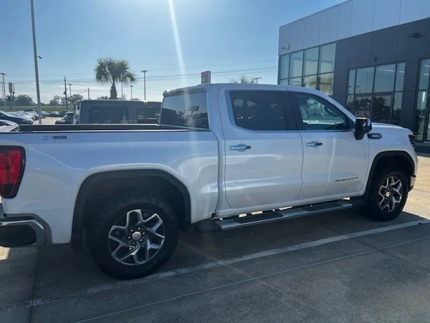 2023 Gmc Sierra 1500 SLT photo 1