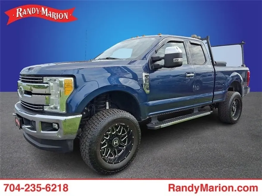 2017 Ford F-350 photo 1