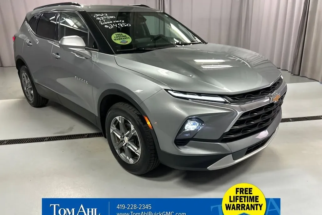 2023 Chevrolet Blazer 2LT photo 1
