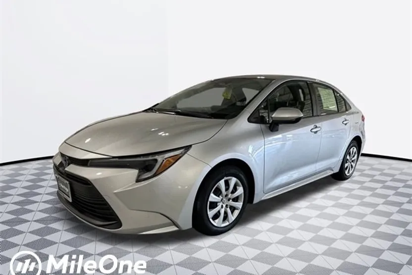 2025 Toyota Corolla Hybrid photo 1