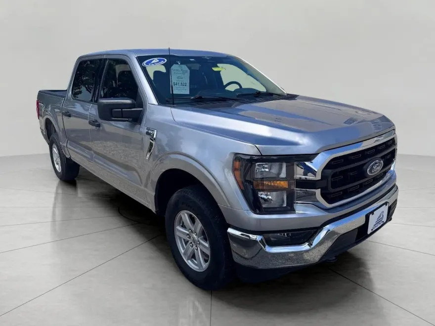 2023 Ford F-150 XLT photo 1