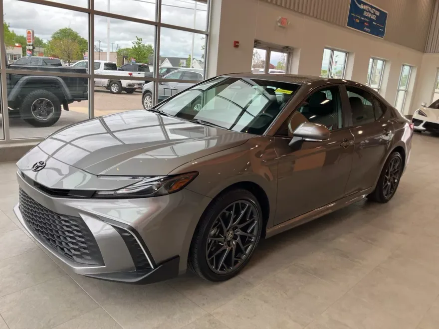2025 Toyota Camry XSE photo 1