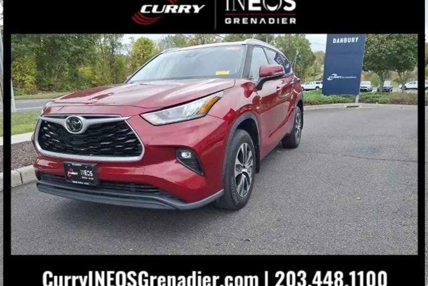 2020 Toyota Highlander XLE photo 1