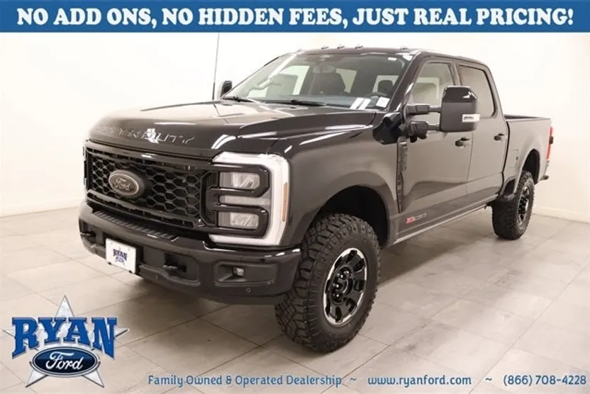 2026 Ford F-250 Lariat photo 1
