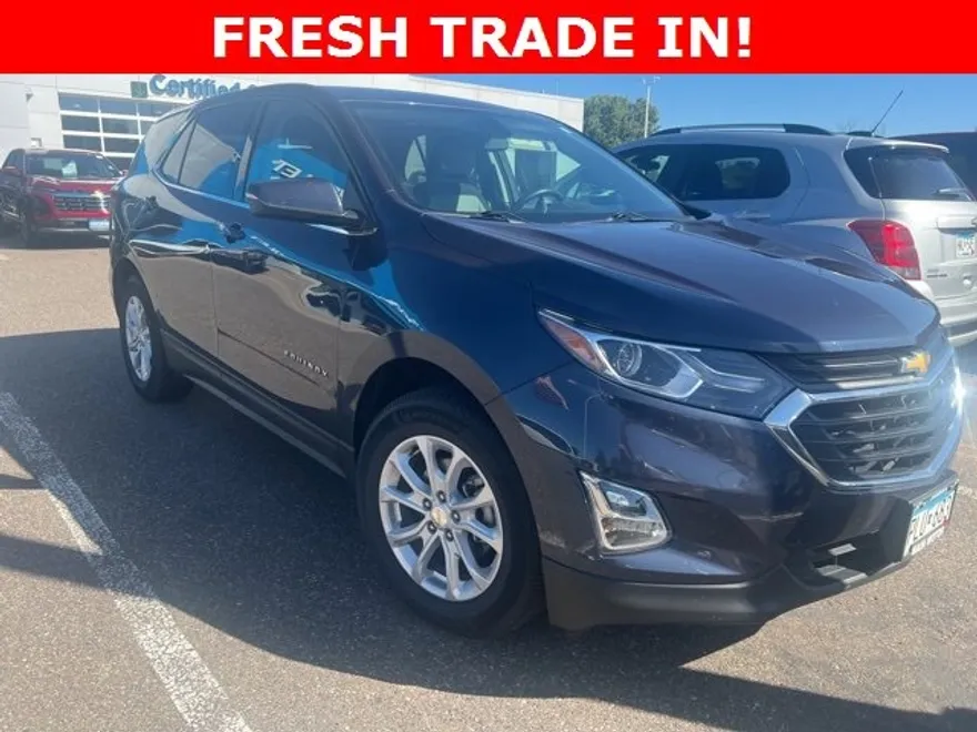 2018 Chevrolet Equinox LT photo 1
