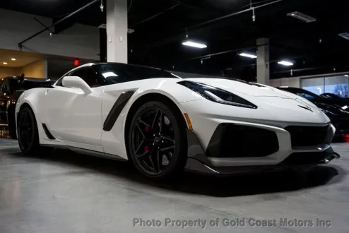 2019 Chevrolet Corvette ZR1 3ZR photo 2
