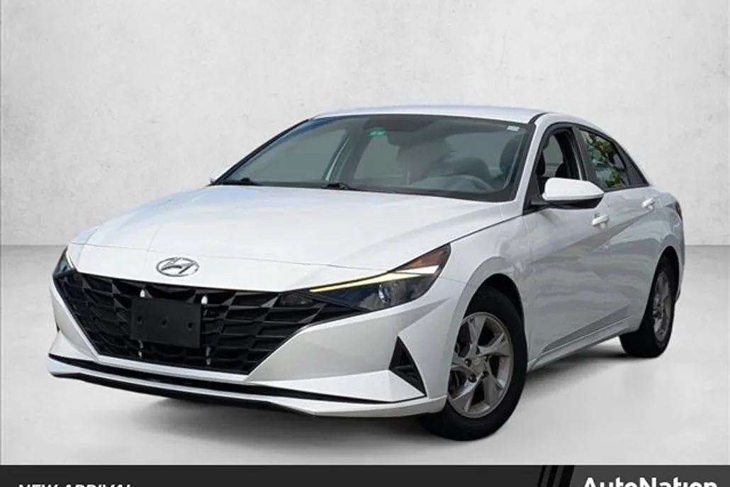 2021 Hyundai Elantra SE photo 1
