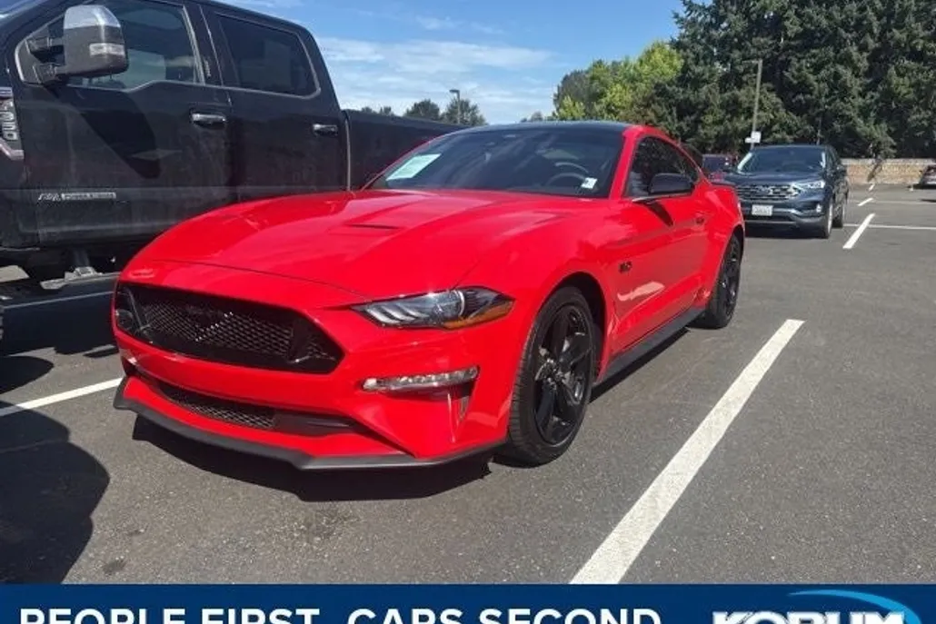 2022 Ford Mustang GT Premium photo 1
