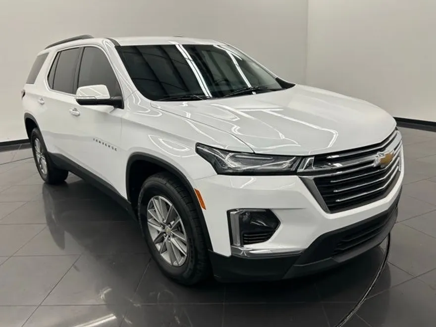 2022 Chevrolet Traverse 1LT photo 1