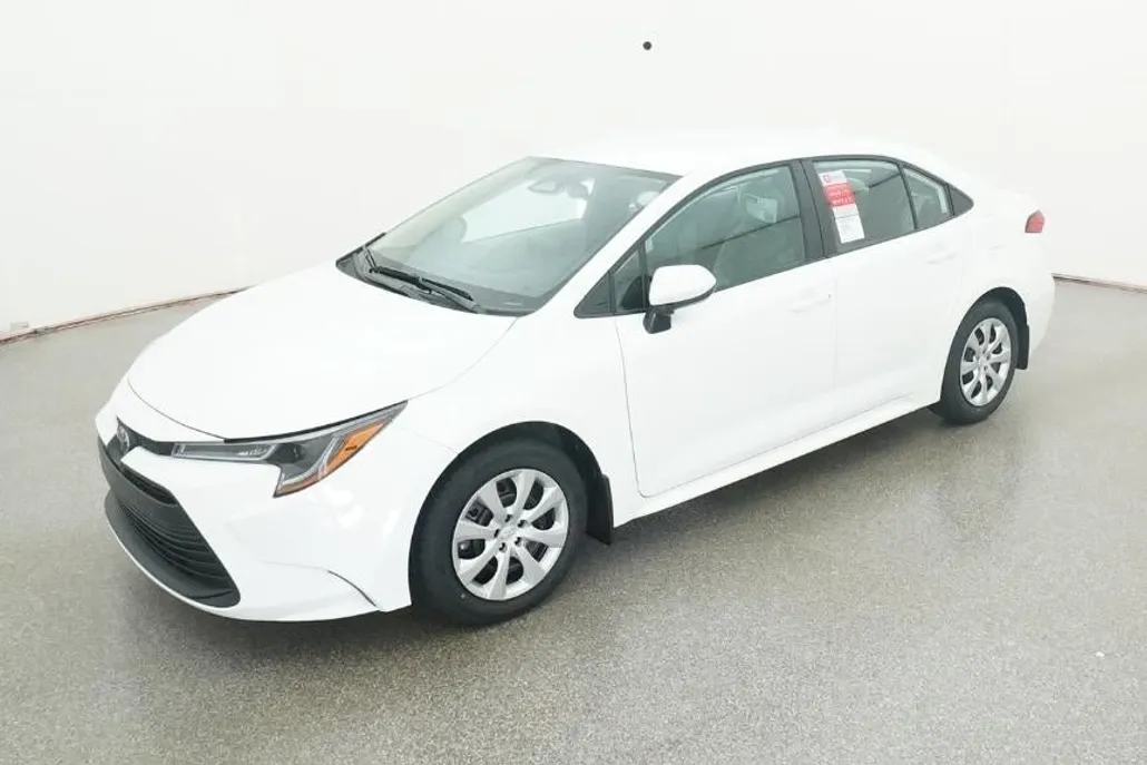 2026 Toyota Corolla LE photo 1