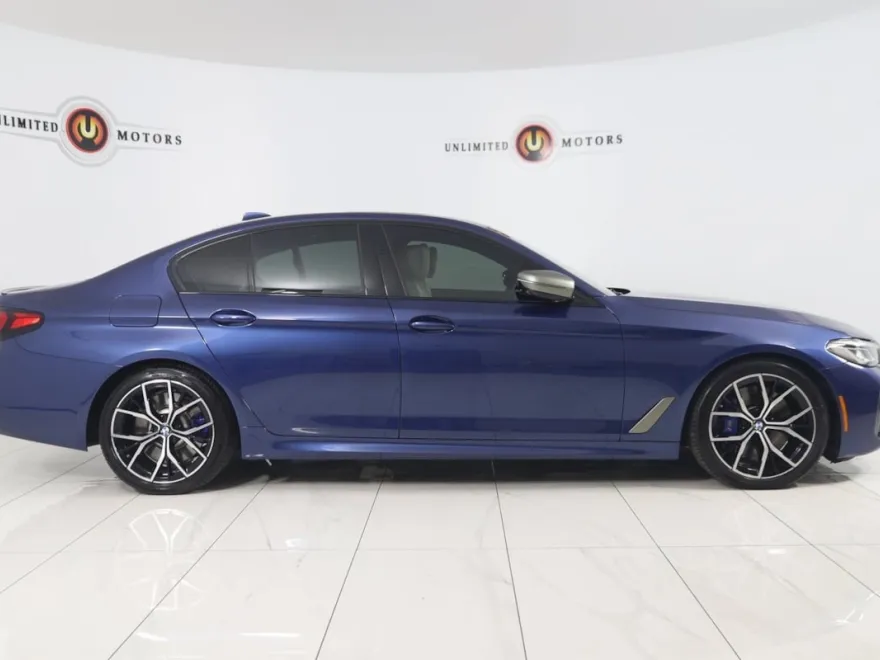 2021 Bmw M550i xDrive photo 1