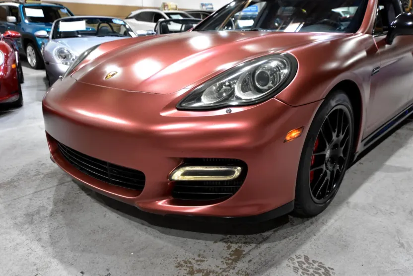 2010 Porsche Panamera Turbo photo 1