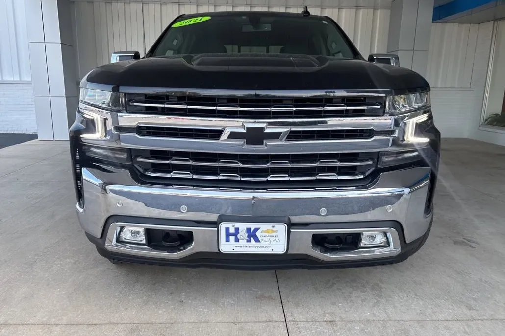 2021 Chevrolet Silverado 1500 LTZ photo 1