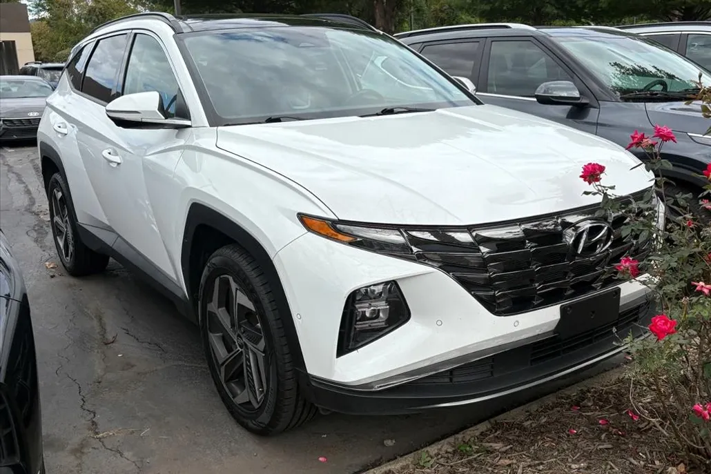 2024 Hyundai Tucson Limited photo 1