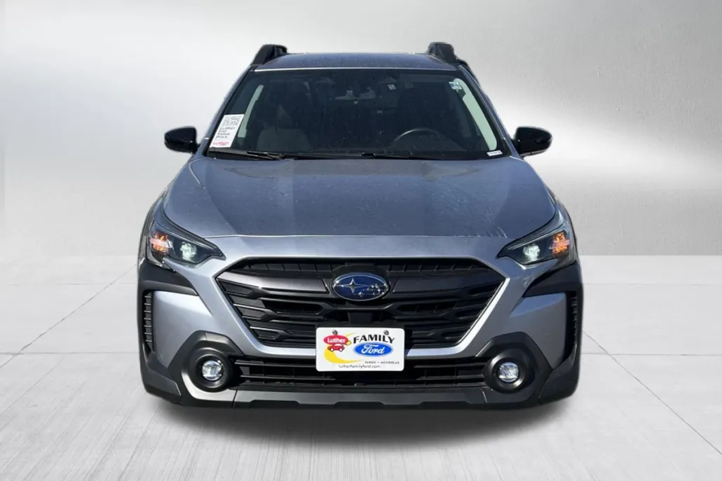 2024 Subaru Outback Premium photo 1